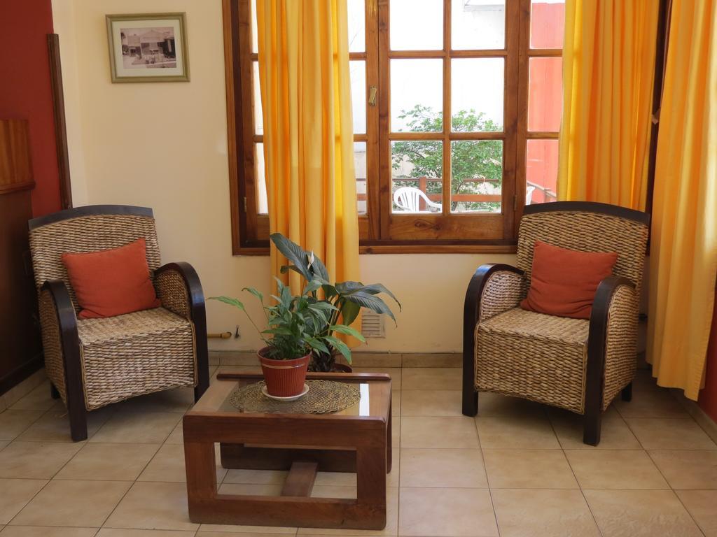 Hotel Arenales Villa Carlos Paz Buitenkant foto