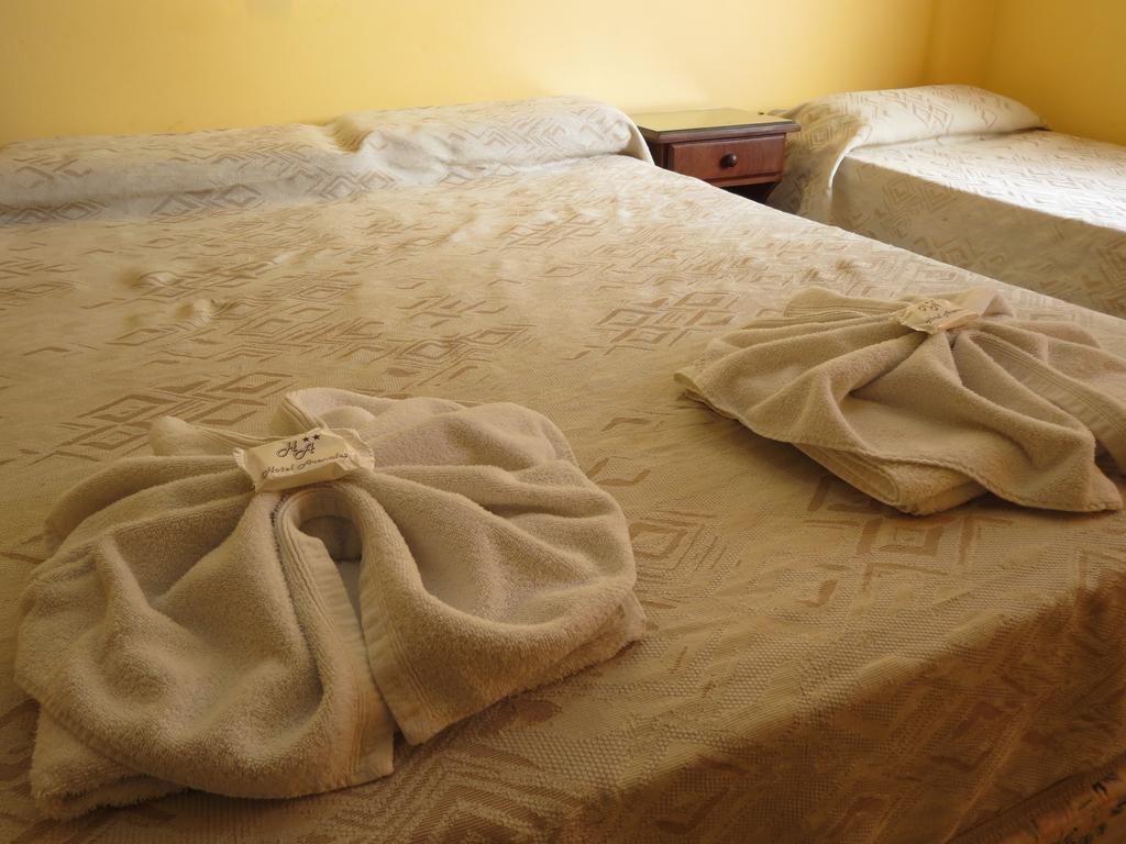 Hotel Arenales Villa Carlos Paz Kamer foto