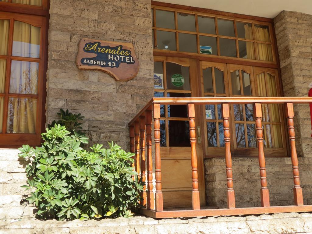 Hotel Arenales Villa Carlos Paz Buitenkant foto