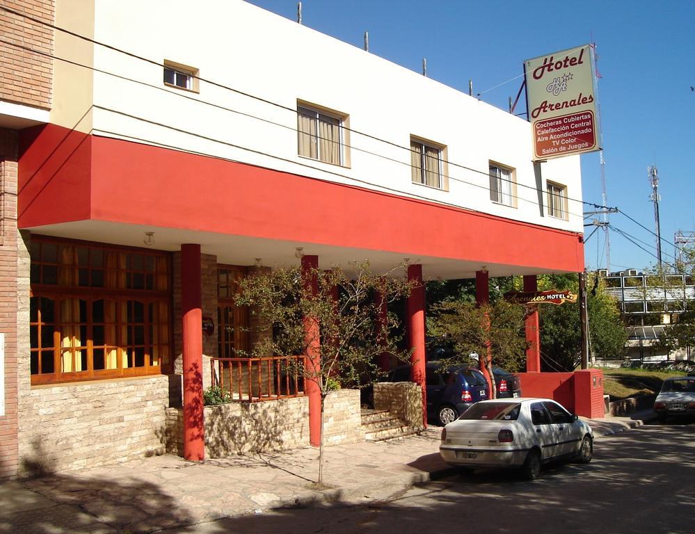 Hotel Arenales Villa Carlos Paz Buitenkant foto